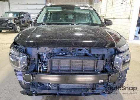 2022 Hyundai Venue Sel z USA, uszkodzony, nr VIN KMHRC8A35NU182019